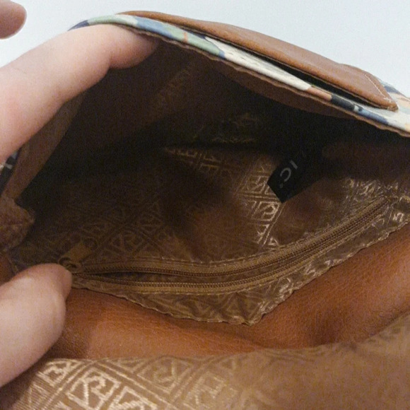 Relic floral small cross bag - Picture 5 of 6